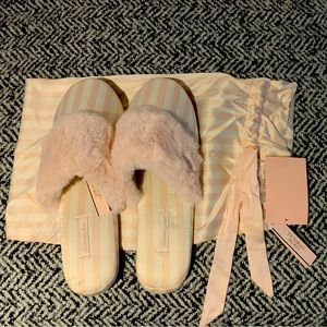 Victoria’s Secret Pink & White Slippers